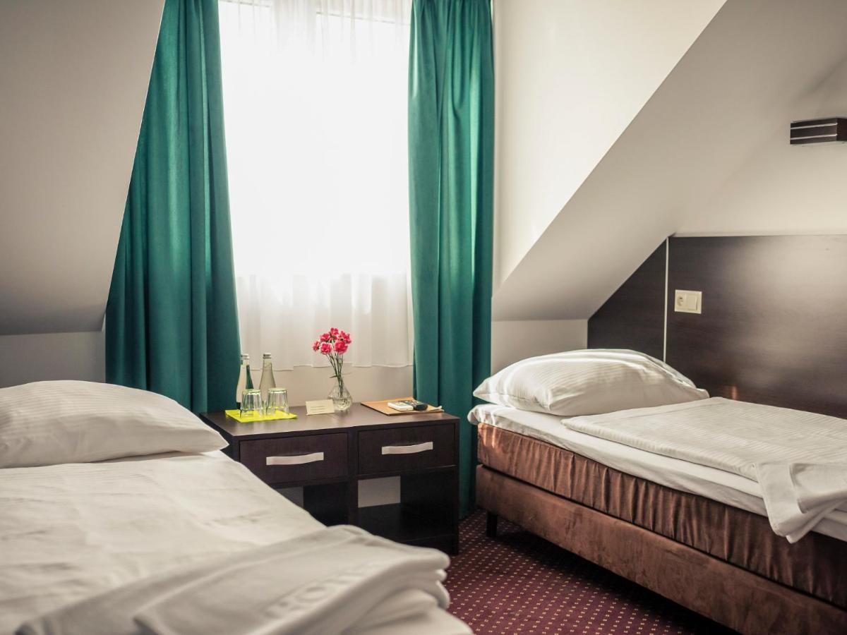 Hotel Muzakowski Leknica