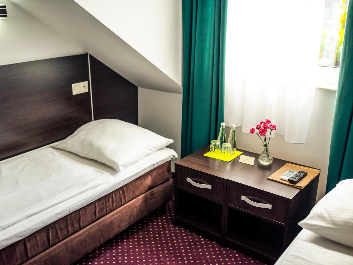 Hotel Muzakowski 2*