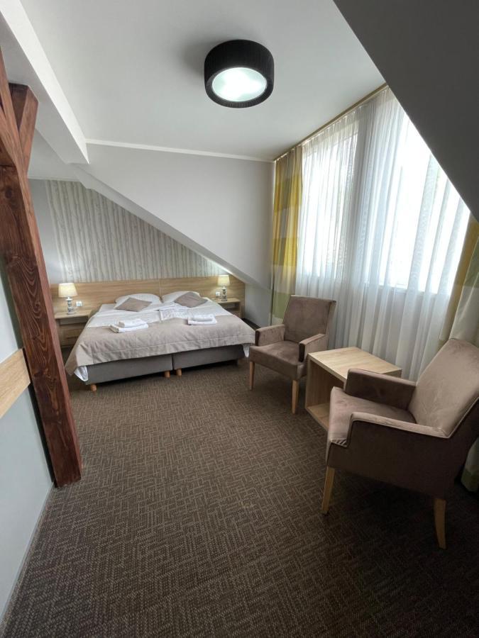 Muzakowski Hotel 2*